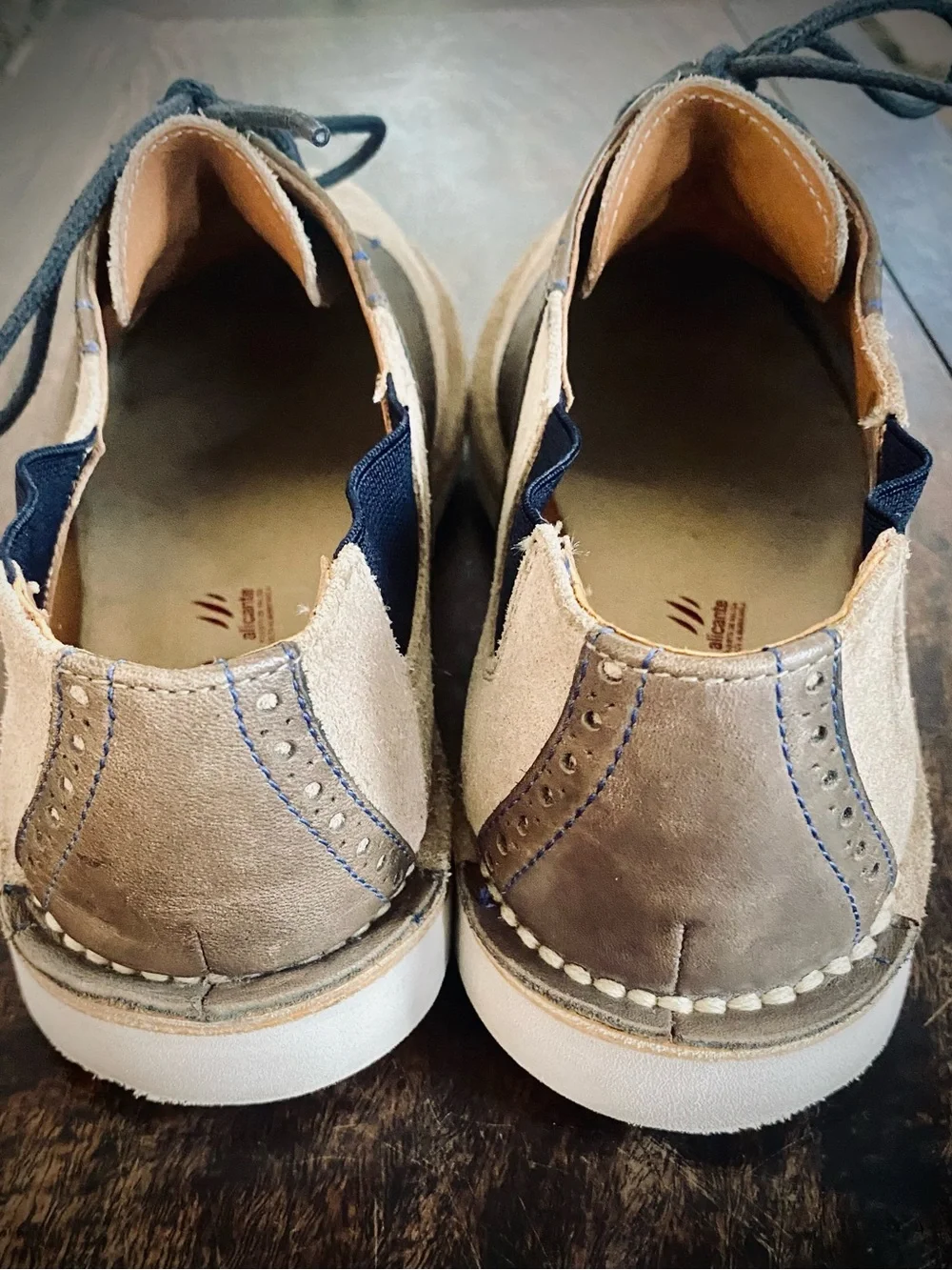 Camper Men's Two-Tone Suede Lace-Up Shoes in Beige and Dark brown